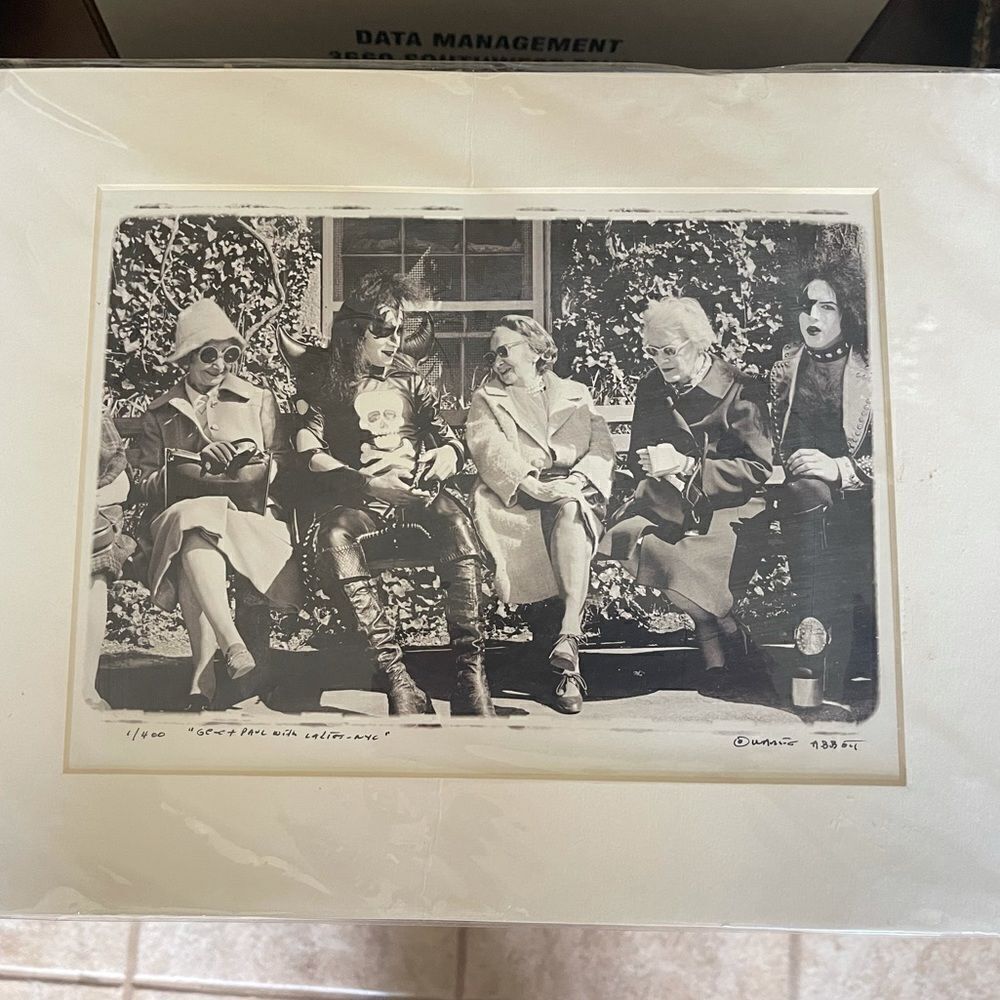 KISS ON Park Bench, Waring Abbott original print